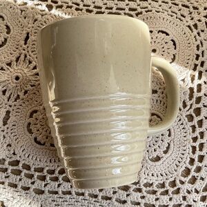 Pfaltzgraff- Set of 4! Beige Ribbed Mugs